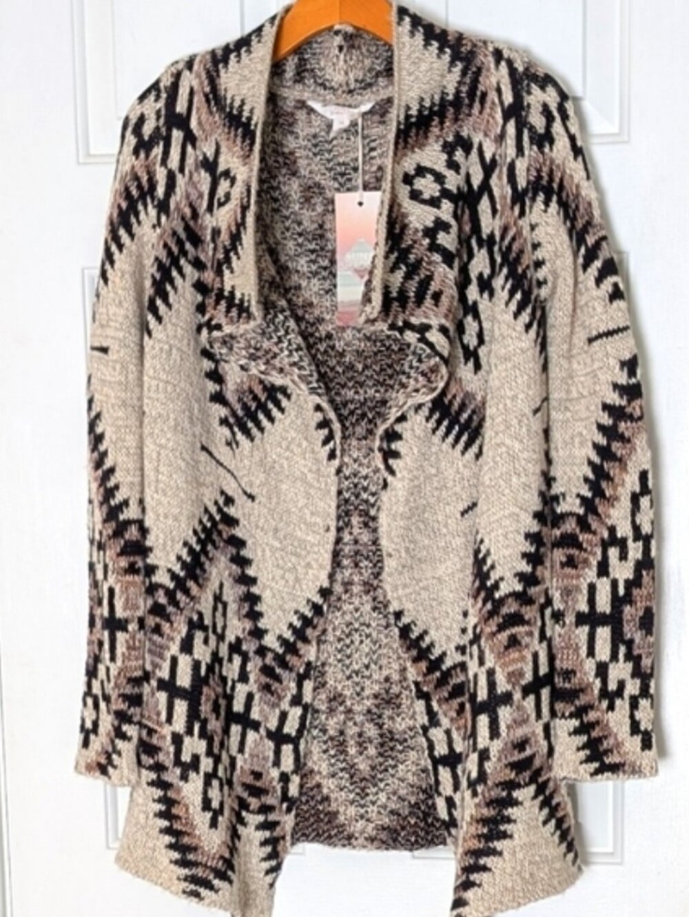 Sun & Shadow Cozy Aztec Cardigan Sweater - Picture 9 of 9